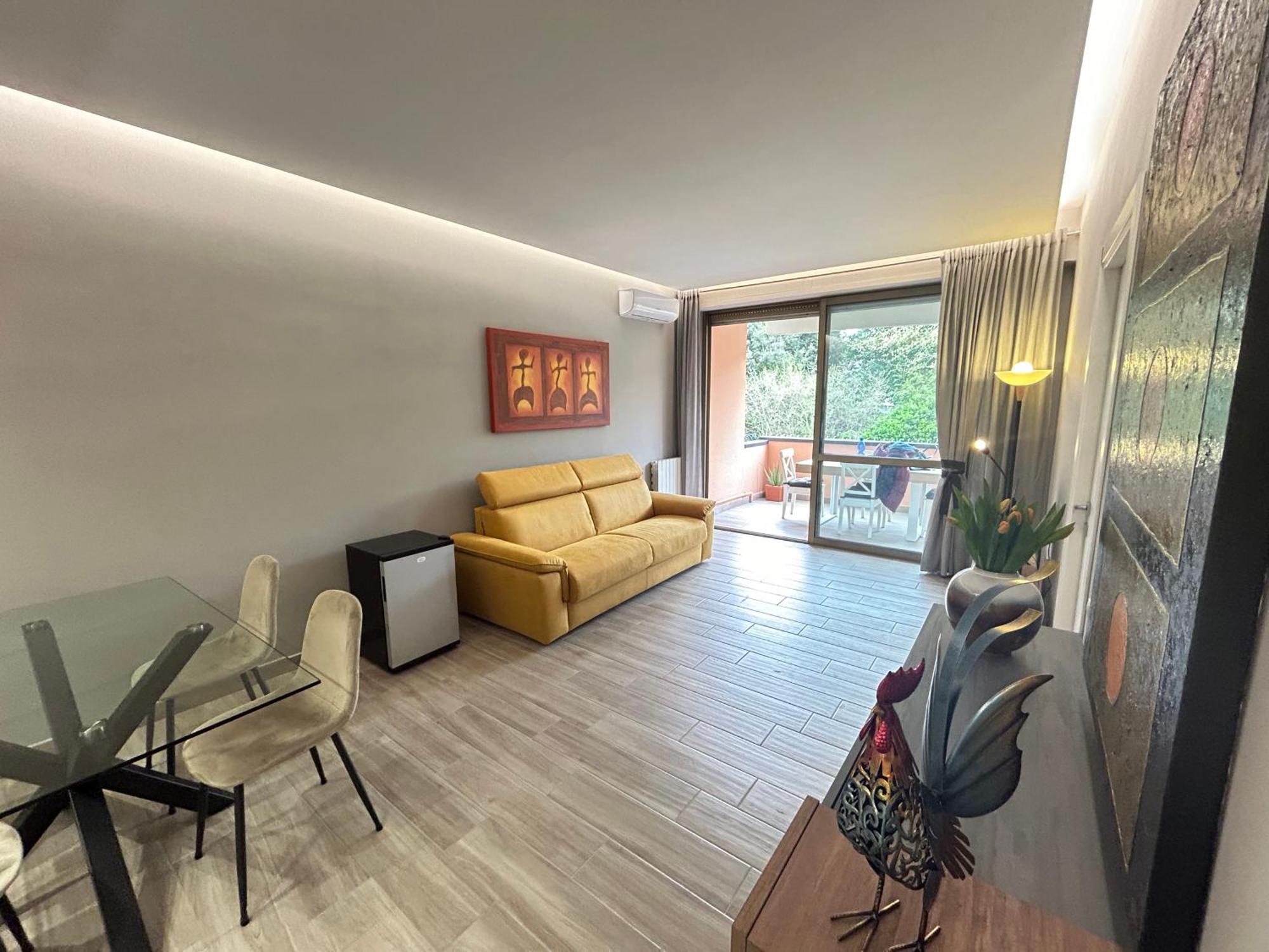 Apartment La Dimora Del Gallo Rom